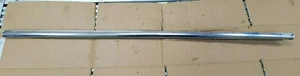 Jaguar S-Type [00-08] Left Front Door Upper Chrome Window Glass Rubber Seal - Picture 1 of 7