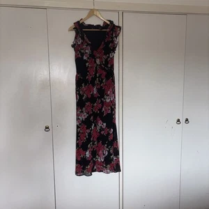 Classic Long Sheer Beautiful Lined BHS Size 14 Dress, Black - floral pattern - Picture 1 of 5