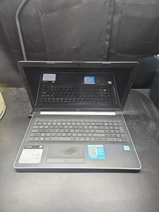 HP Laptop 15-da0012dx Touchscreen Laptop 128GB SSD 8GB W10 Webcam DVD Drive - Zdjęcie 1 z 4