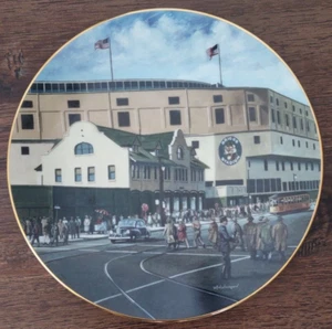 Briggs Stadium Home Of The Detroit Tigers 22K Goldrand Delphi Baseballplatte - Bild 1 von 3