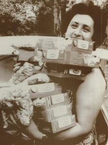 Rome Italy-Woman Buys Pasta After Price Increase-1974 Photo-Hoarding-Economics - Picture 1 of 4