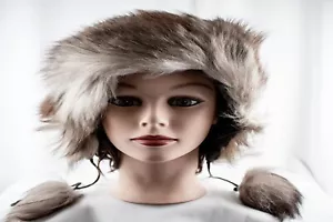 ALASKA Eskimo Vintage Women Wildlife Genuine Fur Trapper Hat Cap Size S 6 - Picture 1 of 19