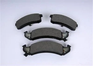88927920 GM 17D785MH ORIGINAL OEM FRONT DISC BRAKE PAD SILVERADO SIERRA YUKON - Bild 1 von 1