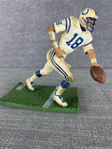 Indianapolis Colts Quarterback Peyton Manning McFarland Toys Figure 2003 Cover