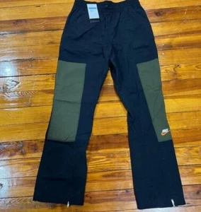 Nike Pantaloni Alti Donna XL City Utility Tessuto Repel FB7252-010 Nero NUOVO - Foto 1 di 4