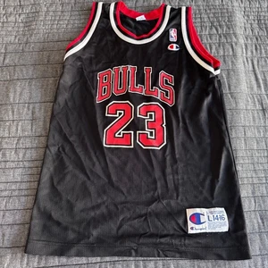 Vintage Champion Michael Jordan NBA Chicago Bulls Black Alt Jersey Youth L 14-16 - Bild 1 von 10