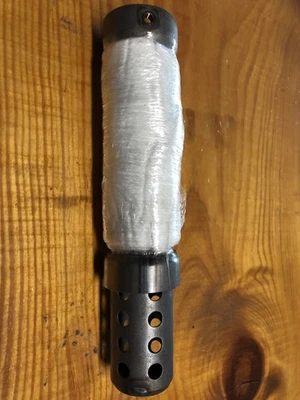 Deflector de escape silencioso para motocicleta Vance & Hines Steel Sideshots para Harley Foto 1 de 4