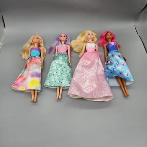 Barbie Fashion Dolls Lot of 4 Purple Pink Blue Hair Dresses Assorted Outfits - Imagen 1 de 13
