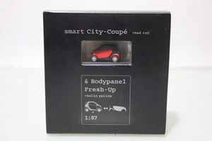 Smart City-Coupe rosso pazzo 1:87 + Bodymanel fresco ciao giallo - Foto 1 di 4