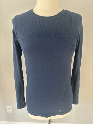 Camisa ajustada sin costuras de nailon elástica azul mediano GapFit Motion capa base cuello redondo Foto 1 de 4