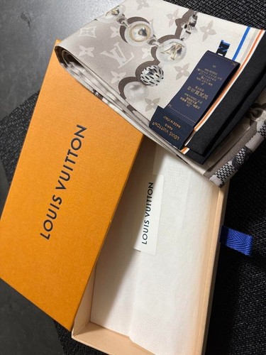 LOUIS VUITTON（LV） Louis Vuitton sciarpa fascia seta grigio bianco stampa catena unisex cravatta capelli 2262AK
