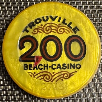 JETON 200 ANCIEN FRANCS, 2 FRANCS CASINO TROUVILLE. NUMÉROTÉ (1332) RARE - Photo 1/2