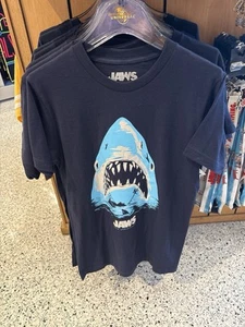 Universal Studios JAWS Shirt 50th Anniversary LARGE!! - Bild 1 von 1