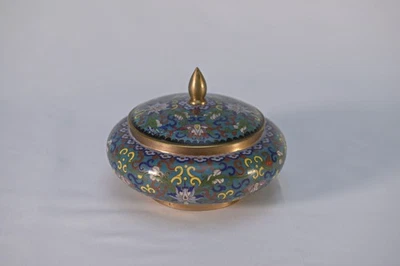 Bonbonnière en émail cloisonné - Photo 1/4
