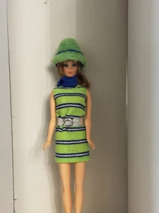 VINTAGE 1970er MATTEL BARBIE JETZT STRICK #1452 OUTFIT KEINE PUPPE EINIGE TLC LESEN - Bild 1 von 7