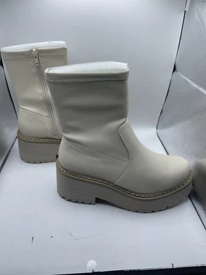 Botas al tobillo de combate Soda Pilot beige punta redonda gruesas plataforma tacón bloque Foto 1 de 4