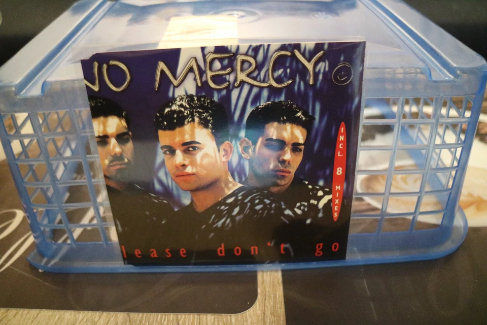 Maxi CD -  No Mercy Please Don'T Go - Bild 1 von 1