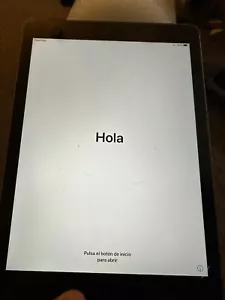 Apple iPad 5th Gen A1823 32GB Wi-Fi + Cellular 9.7" -3 - Picture 1 of 13