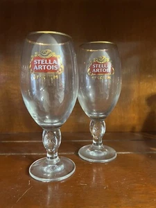 Stella Artois 2er Set Original Glas Kelch größer 40cl Goldrand Geschenk - Bild 1 von 1
