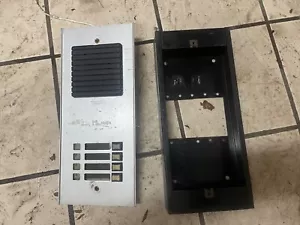 QUANTUM™ QS-004S INTERCOM APARTMENT LOBBY PANEL - Picture 1 of 24