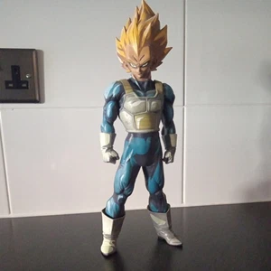 Banpresto Grandista Dragon Ball Z Vegeta Super Saiyan Manga Dimensions Figure 2D - Picture 1 of 6