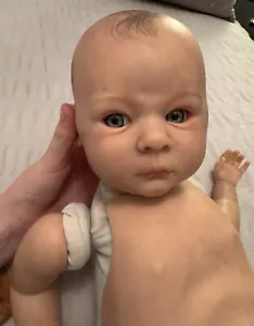 RE BORN BABY JUNGE REALISTISCH Ann Timmerman gewichtet - Bild 1 von 6