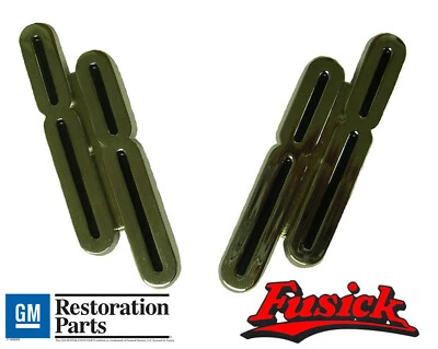 Oldsmobile 1956 88 números "88" guardabarros emblema número conjunto Foto 1 de 2