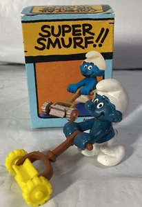 Vintage Super Smurf ~ LAWN MOWER ~ Schleich #6731 ~ IN BOX - Picture 1 of 12