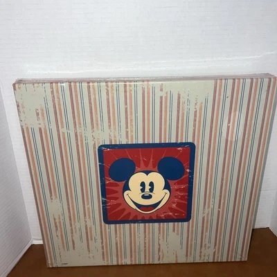 Álbum de recortes de fotos vintage de Mickey Mouse con pegatinas Foto 1 de 4