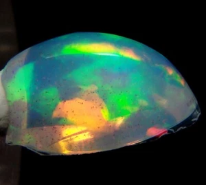 OPAL var. PRECIOUS OPAL ---- Ethiopia - Amhara Region - Welo /pg484 - Picture 1 of 15
