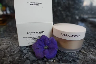 Laura Mercier  translucent loose setting powder untral blur in translucent honey - Image 1 of 4