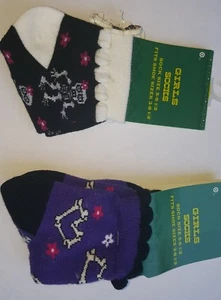 girls socks size 5-6 1/2 set of two fits shoe size 3-81/2 70% acrylic 22% nylon  - Picture 1 of 2