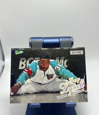 1997-98 Fleer Ultra Baloncesto Medallón de Oro #207G George Lynch Grizzlies Foto 1 de 2