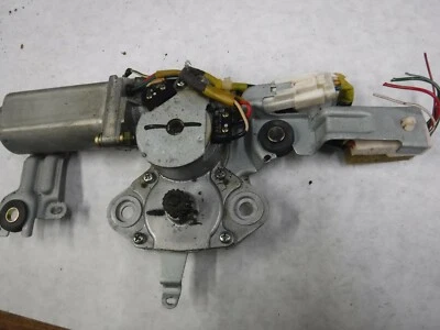 1996 96 97 95 LEXUS LS400 LS 400 SUN ROOF MOTOR SUNROOF H54-12 - Image 1 of 4