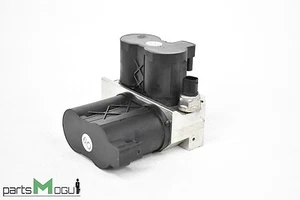 Bloque de válvula hidráulica trasero Mercedes W216 CL550 CL63 SL550 S600 ABC 221 320 03 58 - Imagen 1 de 11