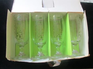 4 RARE Irish Coffee Stemmed Glass Goblets Hand Decorated in Carrigaline IRELAND - Picture 1 of 5