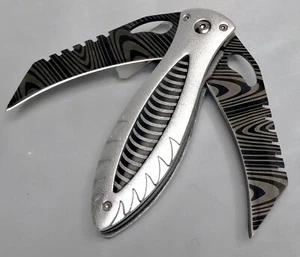 2 Blades Pocket folding knife Camping, BEE DESIGN YJ123S COLLECTABLE - Picture 1 of 7