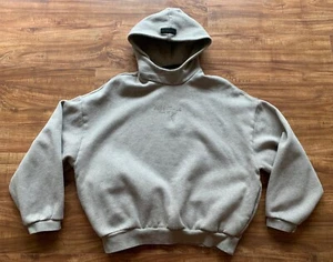 ESSENTIALS FEAR OF GOD Unisex Big Boys Girls Beige Logos Hoodie Sweatshirt Sz S - Picture 1 of 16