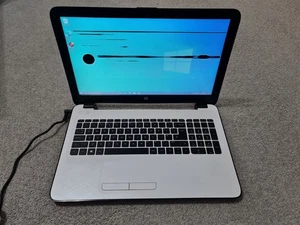 HP 15-ac040na 15.6” Notebook AMD A6 1.8GHz 4GB/1TB Windows 10 Home Laptop - Picture 1 of 6