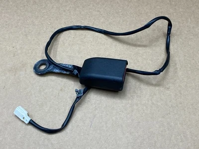 2009-2020  NISSAN 370Z FRONT LEFT DRIVER SIDE SEAT BELT BUCKLE OEM LOT765 - Изображение 1 из 4