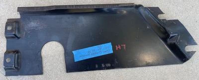 福特雷鸟后方四分之一窗左支架板 1964 - 1966 64 - 66 原始设备制造商 #2 — 第 1/4 张图片