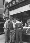 Window Shopping In Charring Cross Road, London Early 1950'S (Ba02)