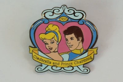 迪士尼商店日本徽章沃尔特 100 世纪 #56 灰姑娘王子 1950 — 第 1/2 张图片