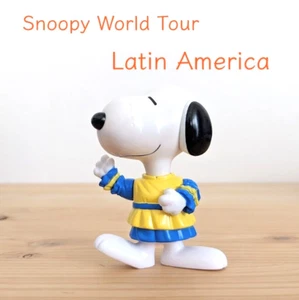Peanuts Snoopy World Tour 1998 McDonalds Collection Latin America About 3 inches - Picture 1 of 7