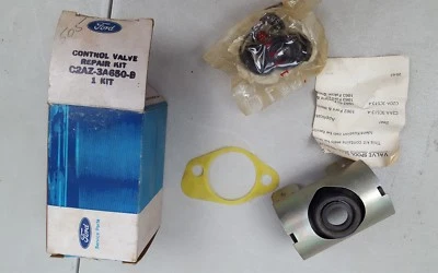 nos new 1962-63 FORD MERCURY STEERING CONTROL VALVE KIT model C2AZ-3A650-B - Image 1 of 4