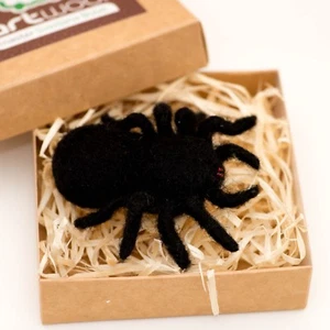 Felted Spider Brooch – Wool Halloween Pin – Creepy Gift for Spider Lover – Eco - Picture 1 of 4