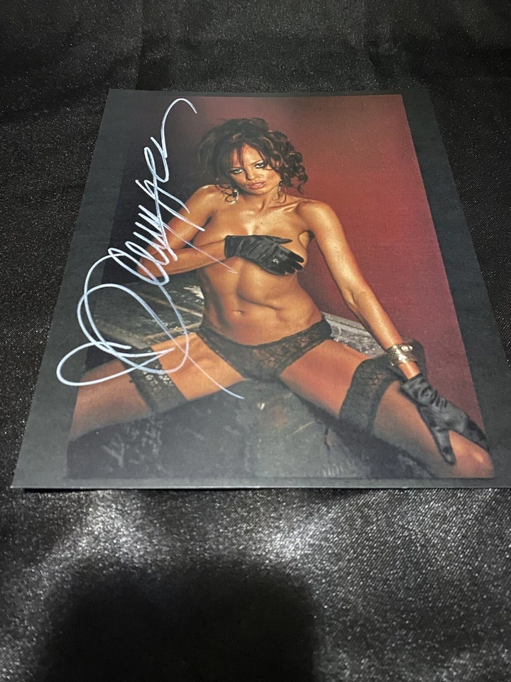 Christy Hemme Firmado 8x10 WWE AEW TNA Foto 1 de 1