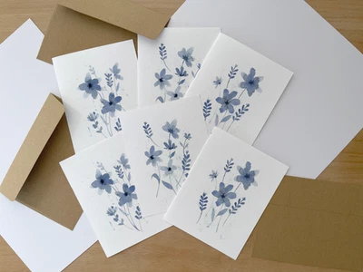 Juego de 6 tarjetas de notas en blanco con sobres, ilustración de acuarela floral azul A2 Foto 1 de 4