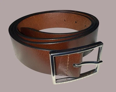  Cinturón de vestir clásico para hombre Johnston & Murphy de cuero marrón talla 44 nuevo con etiquetas  Foto 1 de 4