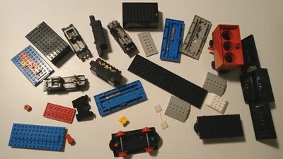 Lego CITY LEGO Eisenbahn   Motor  + Teile +  Batteriebox Teile Defekt - Bild 1 von 2